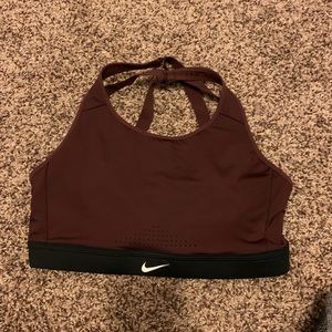 High neck maroon sports bra